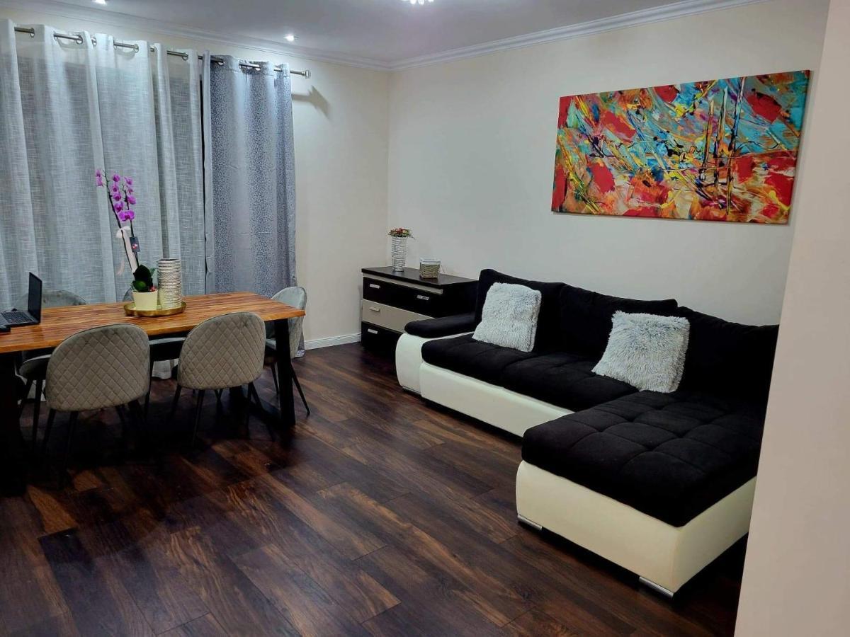 Concept Urban Apartment Mediaş Exterior foto